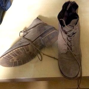 Steve Madden tan 11m ankle boots